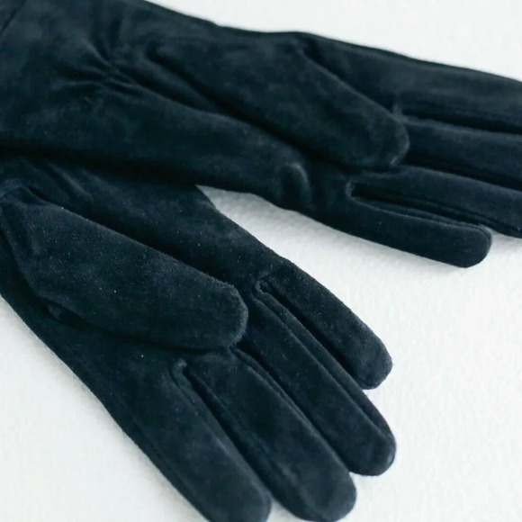 Di Firenze Black Suede Gloves with Laser Cut Detail  Scalloped Edge S - Picture 4 of 4